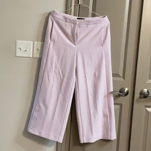 ANN TAYLOR Crop Pants.  Size 8. Color Light Pink